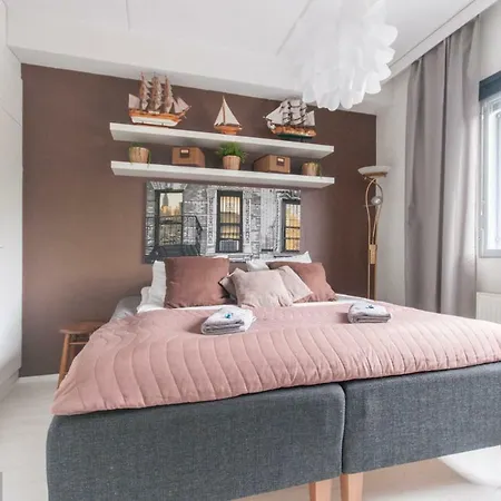 Air-Conditioned Apartment With Sauna *