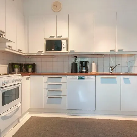Air-Conditioned Apartment With Sauna *